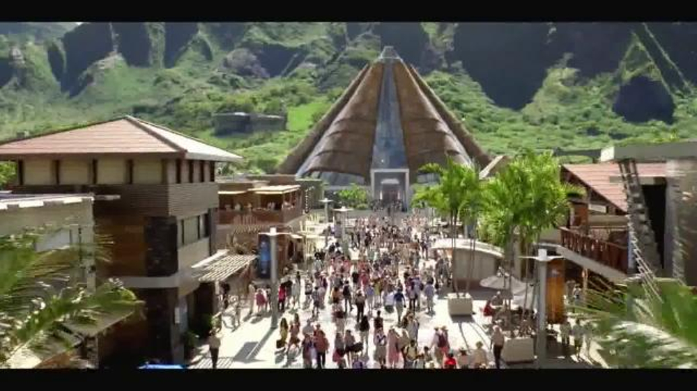 Dairy Queen Jurassic Smash Blizzard TV Commercial, 'Jurassic World