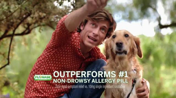 what kind of dog is in the flonase commercial