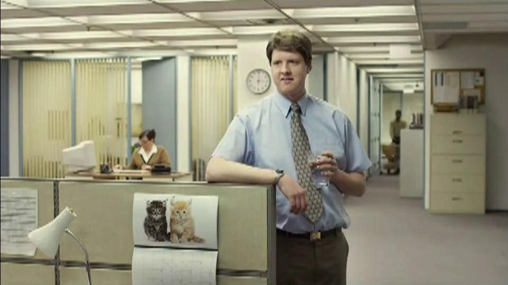 Berry Pomegranate MiO TV Commercial, 'Office Transformation' iSpot.tv