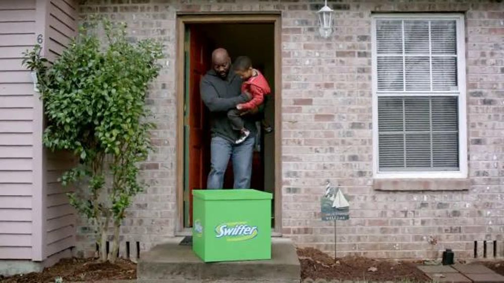 Swiffer WetJet TV Commercial, 'Big Jerry' iSpot.tv