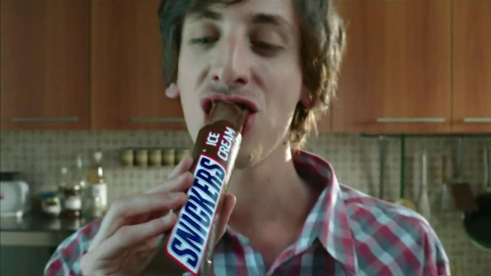 Snickers TV Spot For Snickers Ice Cream Bars Taste Buds - Screenshot 3