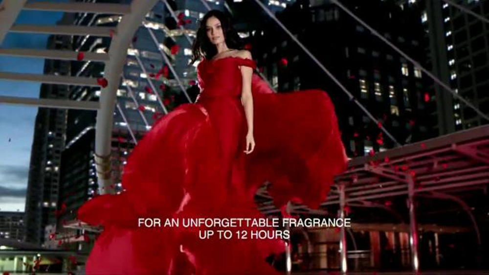 Caress Love Forever Body Wash TV Commercial, 'Release Fragrance by the