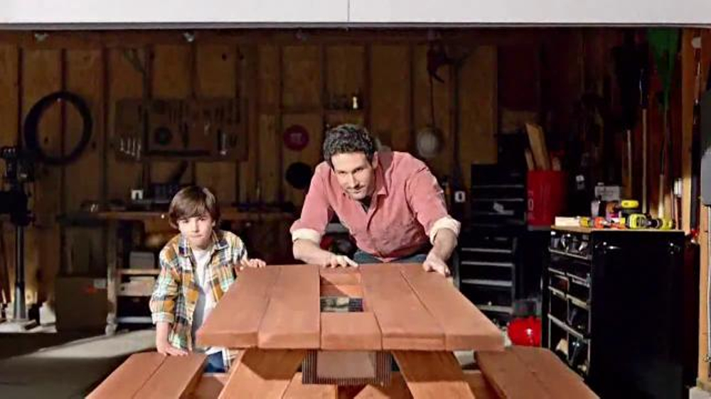 The Home Depot TV Commercial, 'Superhéroe Husky' iSpot.tv