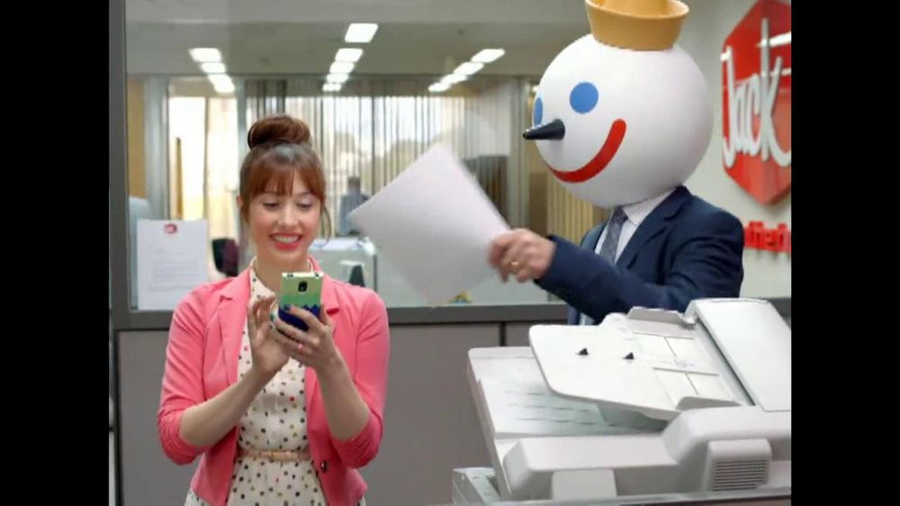 Jack in the Box Chipotle Chicken Club Combo TV Commercial, 'Social