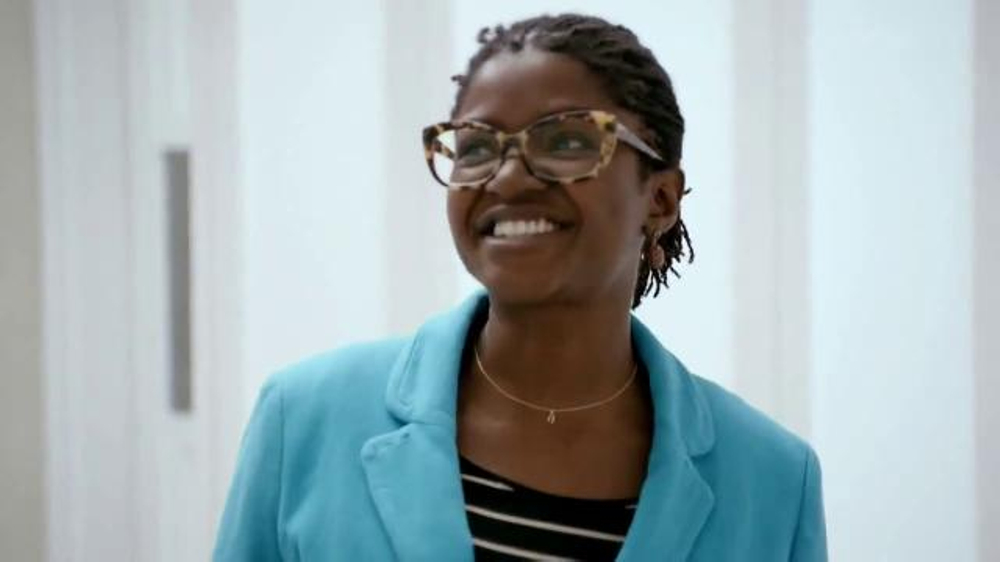 Dove Deep Moisture Body Wash TV Commercial, 'Free Makeover'