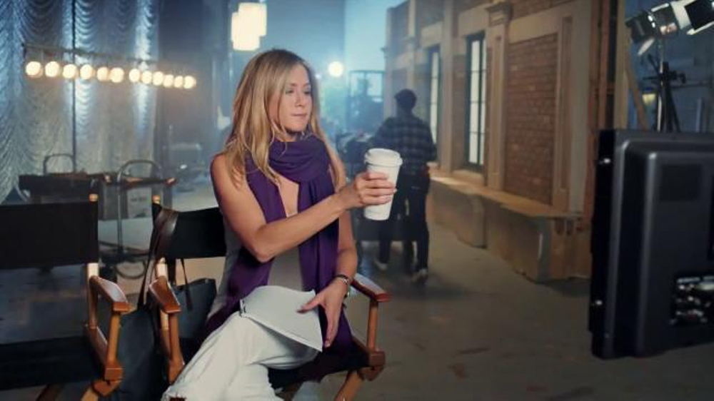 Aveeno Absolutely Ageless TV Commercial, 'Sueño' con Jennifer Anisto