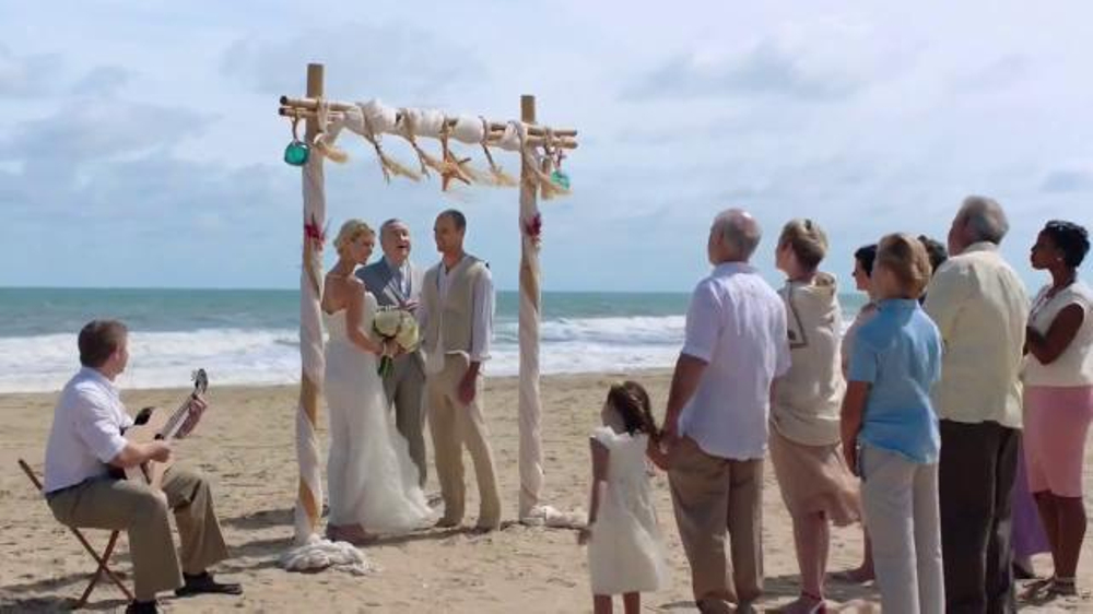 GEICO TV Commercial, 'Helzberg Diamonds Beach Wedding' iSpot.tv