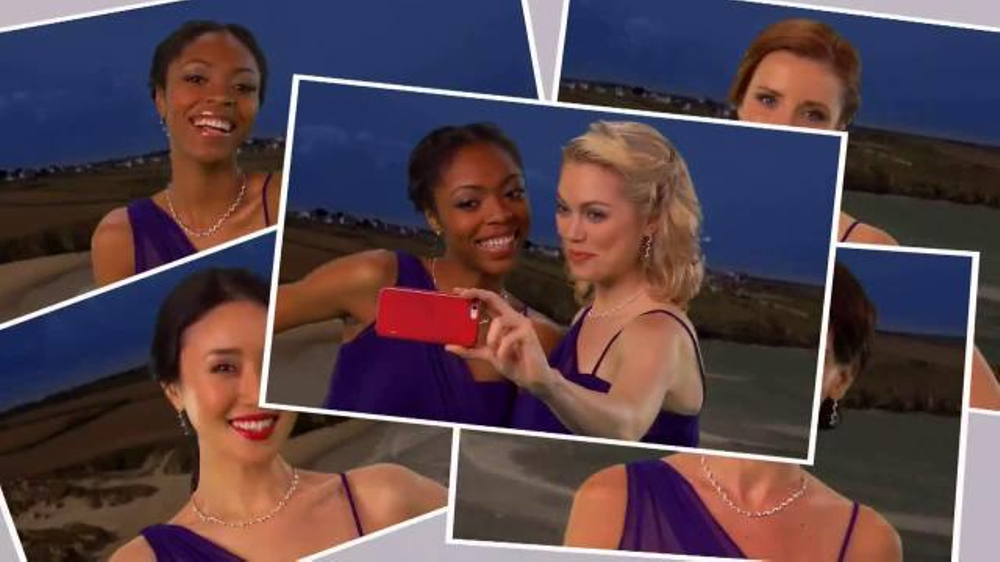 Porcelana Skin Lightening Cream TV Commercial, 'Photo Shoot'