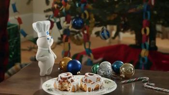 Pillsbury Christmas Commerical 2022 Pillsbury Cinnamon Rolls Tv Spot, 'Holiday: Decorating' - Ispot.tv