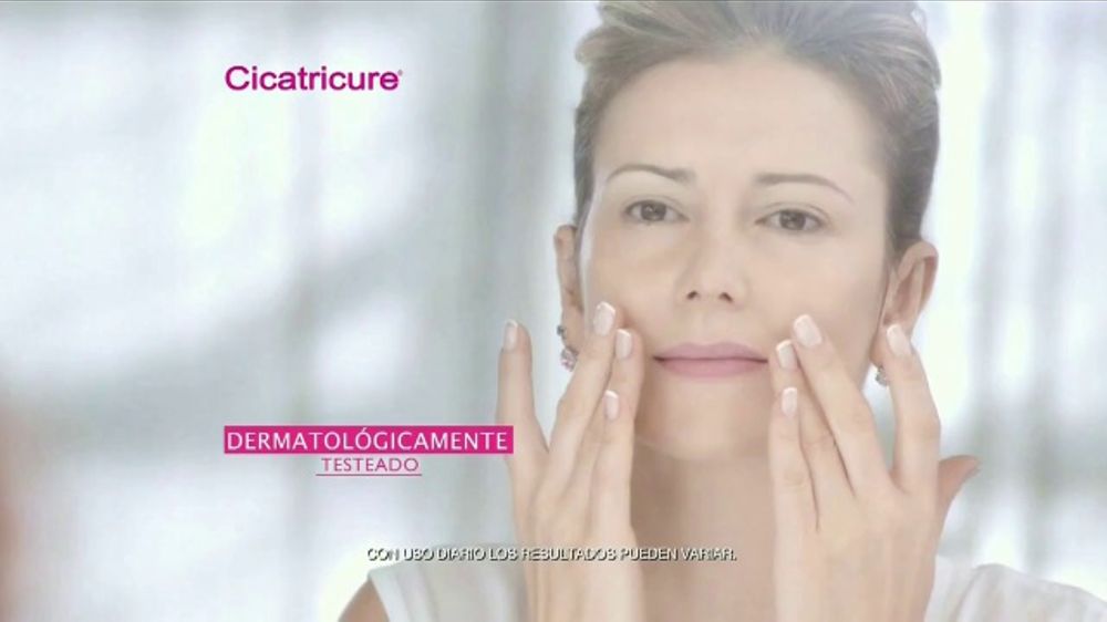 ms w anti aging verte Cicatricure TV Commercial, 'Para Cream Anti Wrinkle