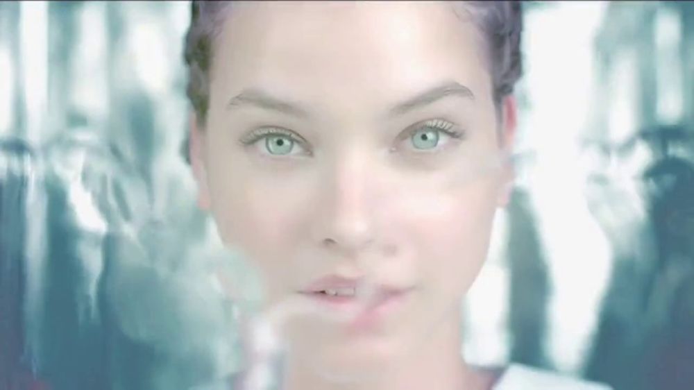 L'Oreal Paris Hydra Genius TV Commercial, 'Fresh Face' Featuring Barbara Palvin